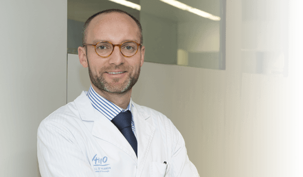 Rodrigo Dienstmann, Vhio Presents Colossus At Two Scientific - Gentleman (600x350), Png Download