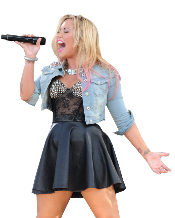 Demi Lovato Cantando Png (599x800), Png Download