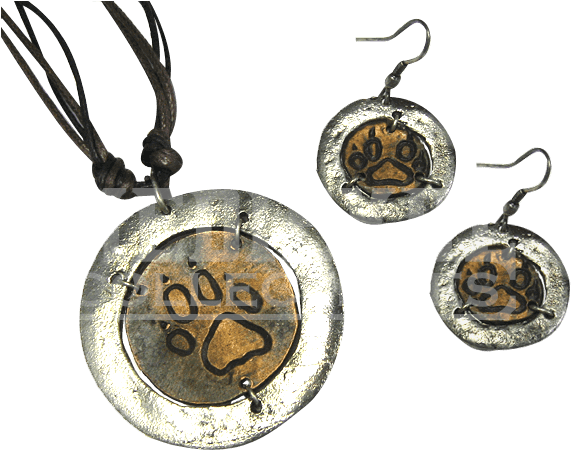 Silver And Copper Bear Paw Jewelry Set - Locket (588x588), Png Download