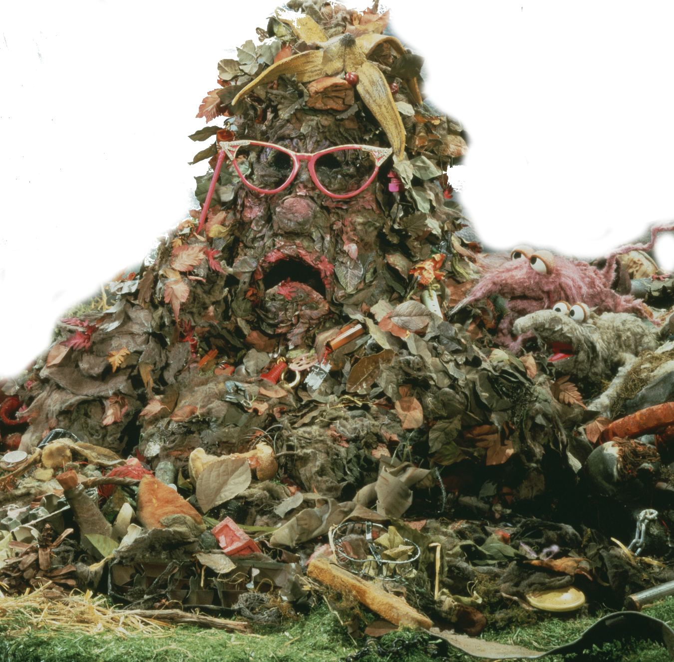 Fraggle Rock Trash Heap (1350x1325), Png Download