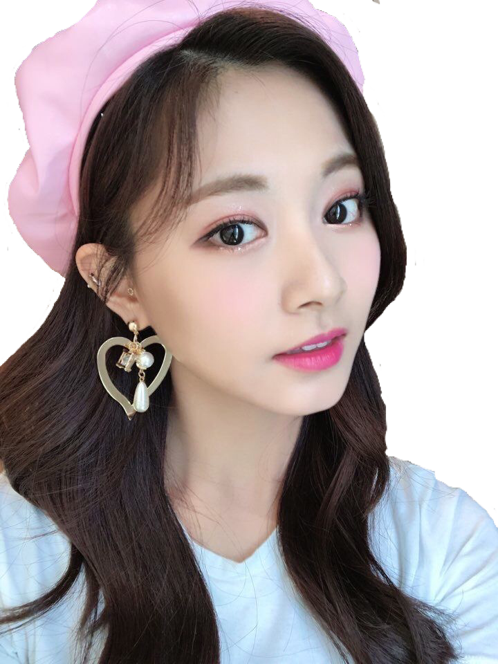 Report Abuse - Tzuyu Selca (720x960), Png Download