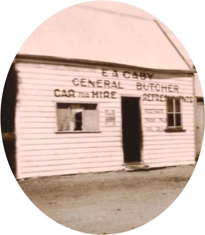 Gaby Store Foot - Nyabing, Western Australia (668x765), Png Download