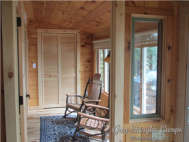 A Unique Wolfeboro Waterfront Rental Cottage - Wolfeboro (640x640), Png Download