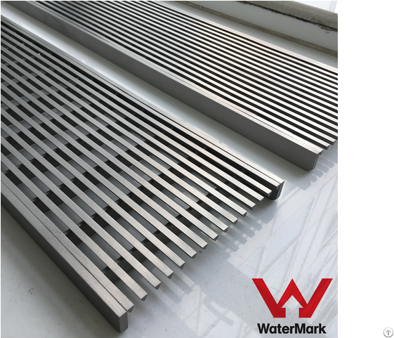 Custom Made Stainless Steel Linear Wedge Wire Grate - Frauenkirche (nürnberg) (640x480), Png Download