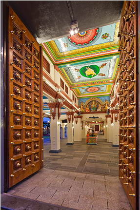 Sri Mariamman Temple Door (645x430), Png Download