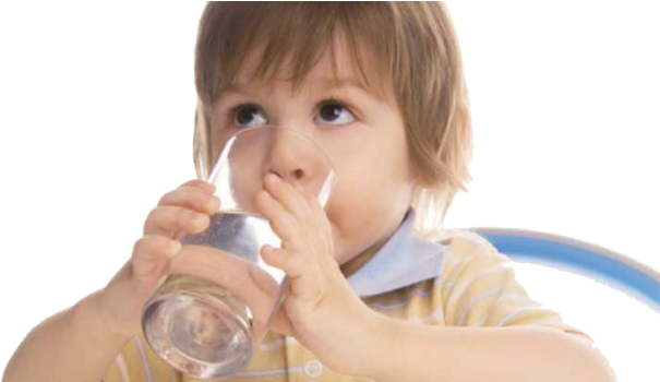 Baby Drinking Milk Png Image Background - Child Drinking Water (620x349), Png Download