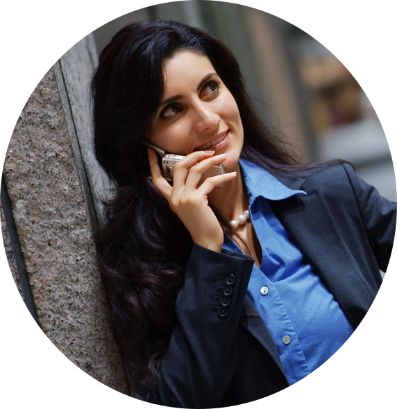 Businesswoman On Pho - Author (572x590), Png Download