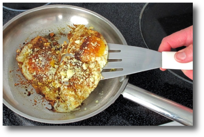 Left-handed Eggs - Egg (681x460), Png Download