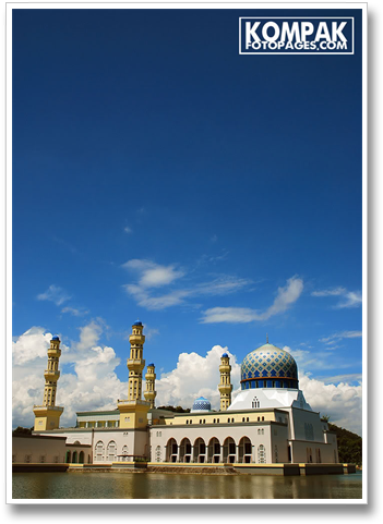 Masj#likas3 - Kota Kinabalu City Mosque (371x500), Png Download