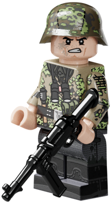 Wwii German Kursk Soldier With Mp40 - Ww2 German Kursk Soldier (500x500), Png Download