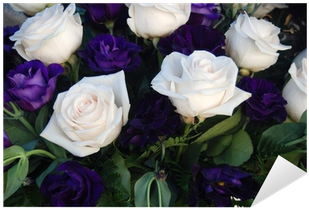 Ramo De Flores - Ramo De Margaritas Moradas Y Rosas Blancas (400x400), Png Download
