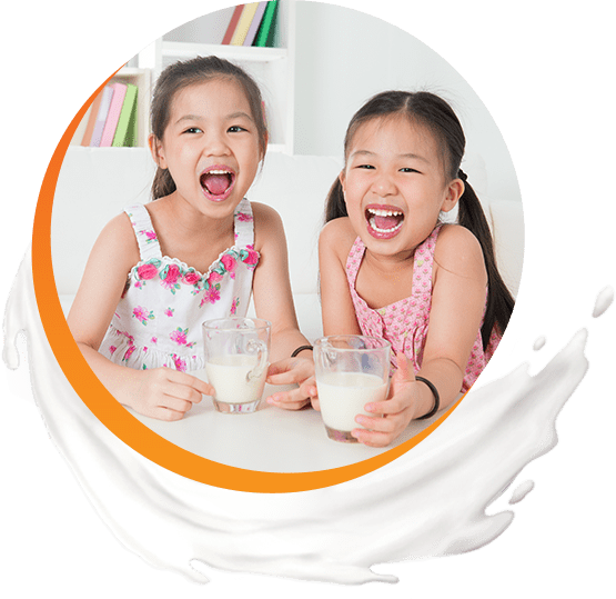 A Global Mission - Asian People Drinking Milk (555x539), Png Download