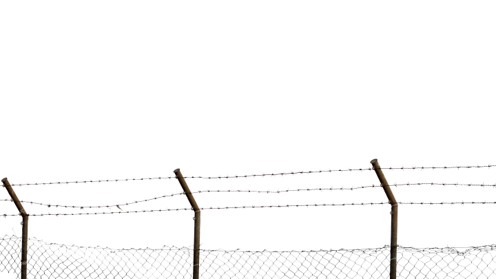 Barbed Wire Fence - Fence (720x405), Png Download