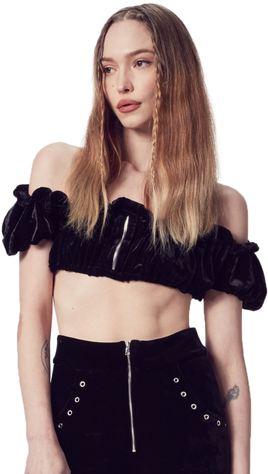 Kourtney Kardashian Ruffled Velvet Off The Shoulder - Trousers (682x1024), Png Download