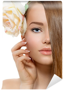 Beautiful Model With Rose Flower Touching Her Face - Face (400x400), Png Download