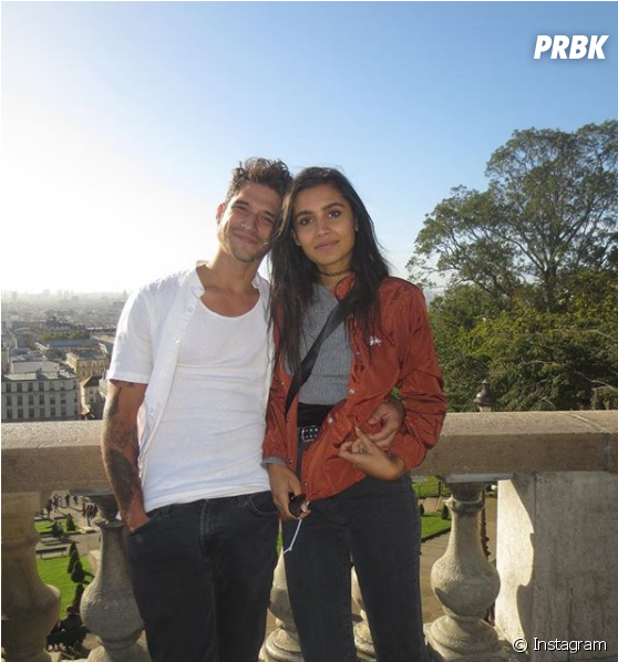 Tyler Posey En Couple Avec Sophia Taylor Ali - Tyler Posey Sophia Taylor Ali (696x597), Png Download