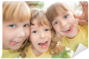 Low Angle View Portrait Of Happy Children Wall Mural - Sibling (400x400), Png Download