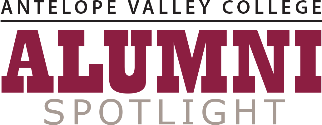 Alumni Spotlight - Zuleika Bravo - Romper Suit (1149x465), Png Download