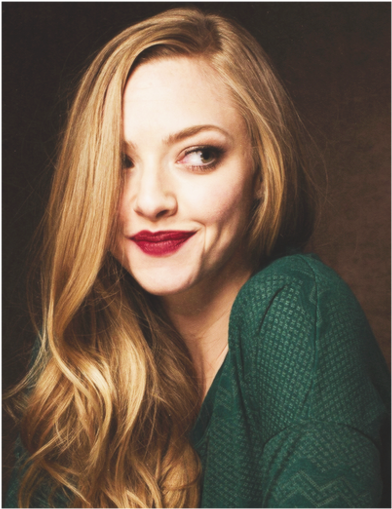 Amanda Seyfried - Amanda Seyfried Black And White (500x617), Png Download