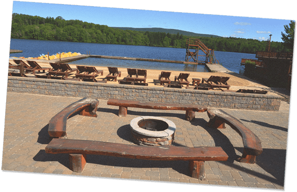 Camp Improv Utopia East Camp Log Firepit - River (600x389), Png Download