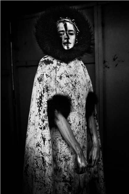 Composing The Between Is Tilde Bays Graduation Project - Monochrome (950x650), Png Download