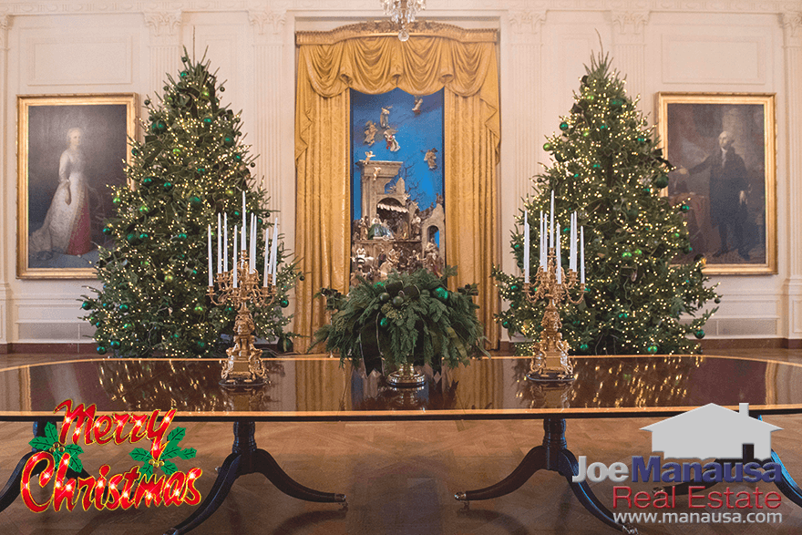 Witte Huis In Kerstsfeer (880x587), Png Download