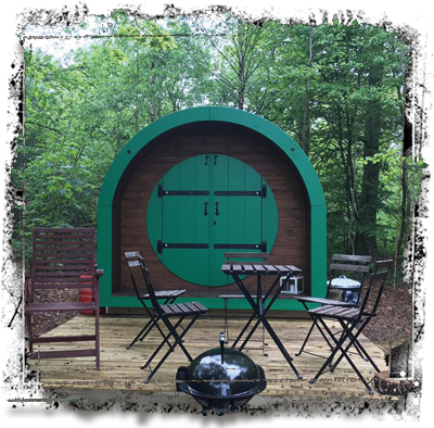 Glamping Hobbit Hide Yorkshire - Camp Katur (400x400), Png Download