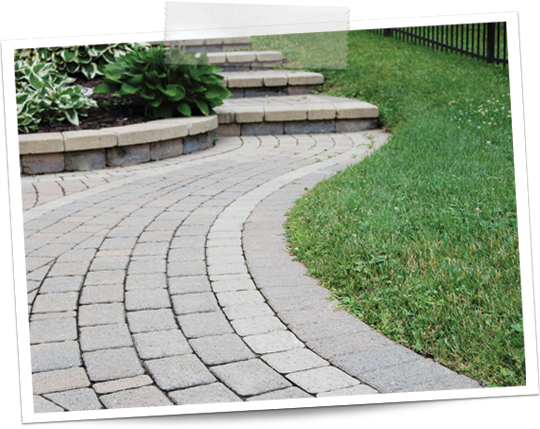 How To Install Brick Edging - Paver Edging Installation (540x429), Png Download