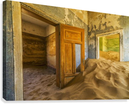 Sand In The Rooms Of A Colourful And Abandoned House - Sand In The Rooms Of A Colourful And Abt - Robert Postma (429x344), Png Download