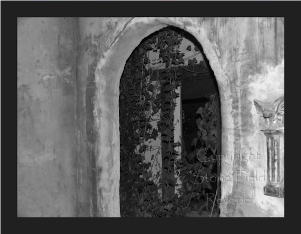 Doorway - Monochrome (600x600), Png Download
