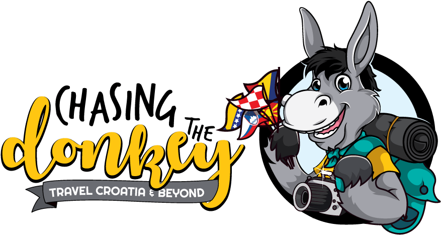 Chasing The Donkey - Cave (1000x500), Png Download