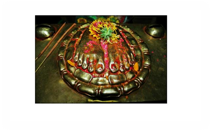 Lotus Feet Of Mata - Renuka Devi Mahurgad (688x426), Png Download
