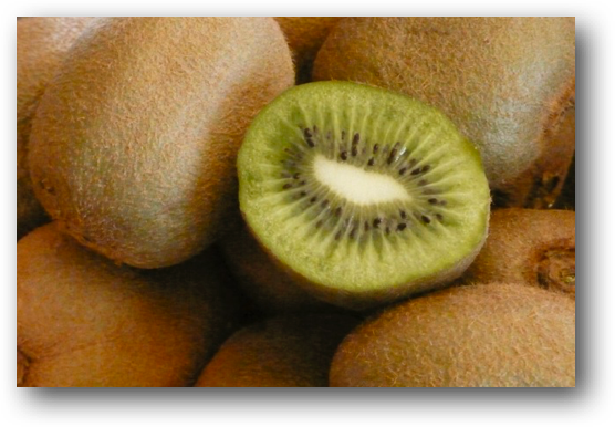 How To Ripen And Prepare Kiwifruit - Ripe Kiwi (556x386), Png Download