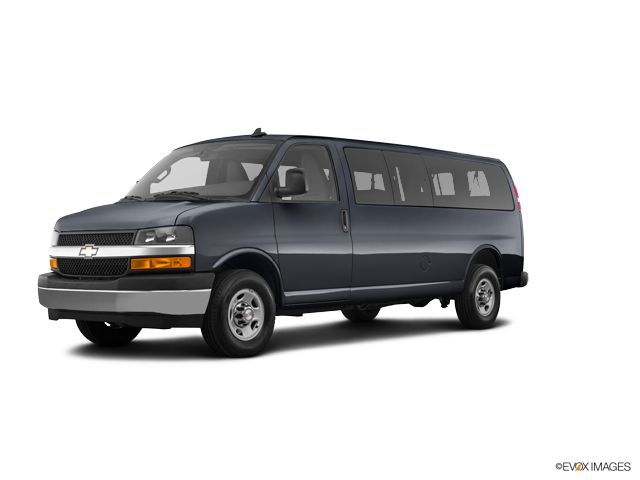 Express Passenger Lt Satin Steel Gray Metallic - 2018 Chevrolet Express Extended Van (640x480), Png Download