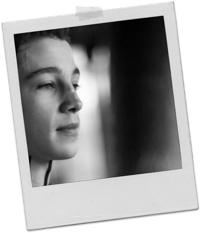 19 Ans - Monochrome (400x462), Png Download