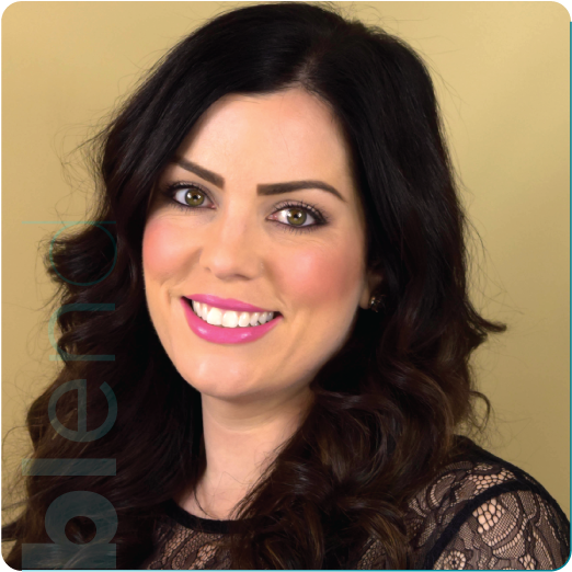 Owner & Makeup Artist Kelly Has Been A Makeup Artist - Make-up Artist (560x560), Png Download