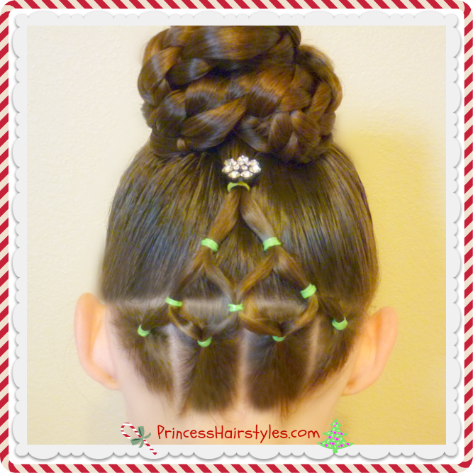 Elastic Christmas Tree Hairstyle And Bun Video Tutorial - Hairstyles Christmas (667x667), Png Download
