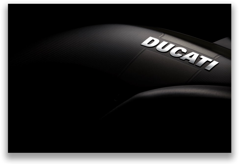Ducati Diavel Carbon 001 - Carmine (1000x697), Png Download