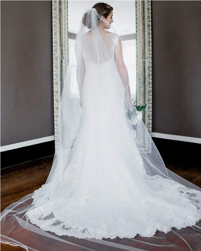 Hair And Make-up Services, Wedding Planner, And Handmade - Wedding Dress (1050x800), Png Download