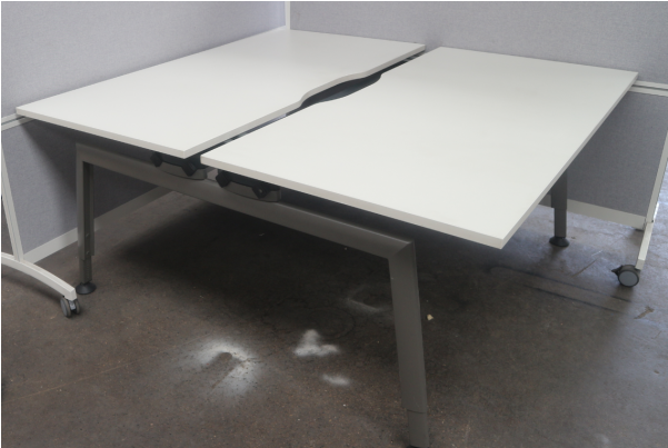 Pod Of 2 Straight White Desks - Desk (600x600), Png Download