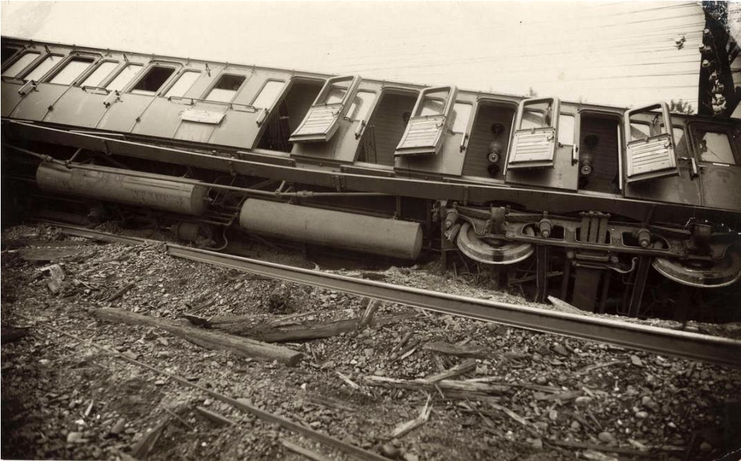 Treinramp Houten 1917 - Track (1583x669), Png Download