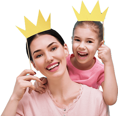 Mom And Daughter Pic Png (562x400), Png Download