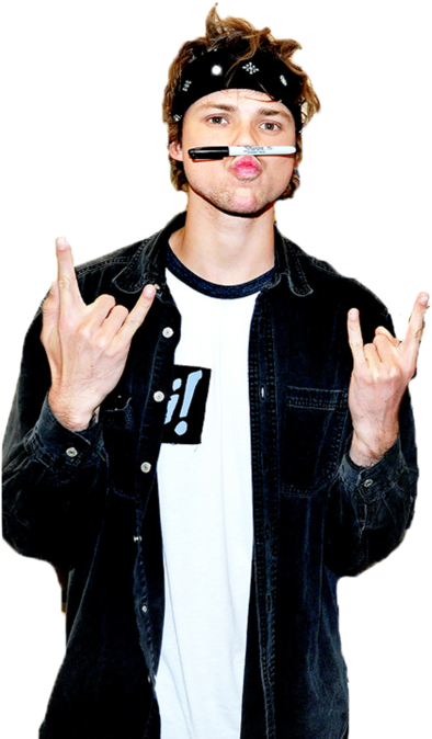 Ashton Irwin Transparent Tumblr - 5 Seconds Of Summer (500x692), Png Download