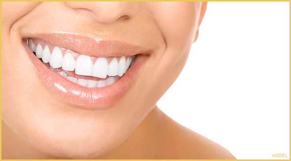 Cosmetic Dentistry In Dubai - Woman Teeth (590x327), Png Download