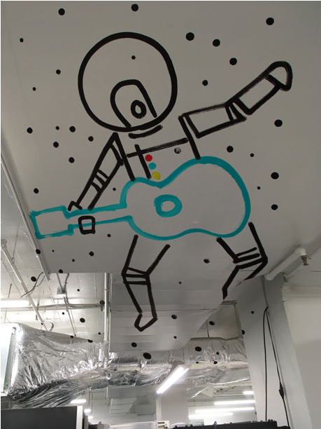 Drawings With Graffiti Pens Back Forward - Ceiling (611x611), Png Download