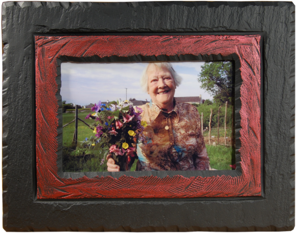 Black And White Photos), Plain Black Or With Brown - Picture Frame (800x600), Png Download