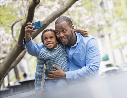 Millions Of Dads Spend Father's Day Taking Selfies - Father's Day Selfie (608x342), Png Download