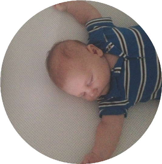My Son Has Reflux And A Lot Of Problems Sleeping Flat - Sleep (597x572), Png Download
