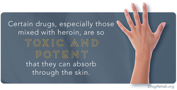 Org Signs Of Iv Drug Use Toxic And Potent - Drug (601x307), Png Download