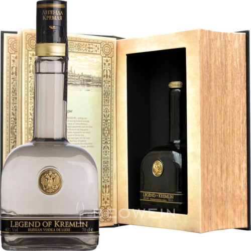 Legend Of Kremlin Vodka In Bible 0,7 L - Legend Of Kremlin Png (500x500), Png Download